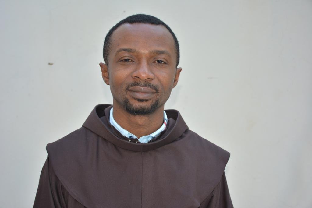 fr Aubin AMOUZOU
